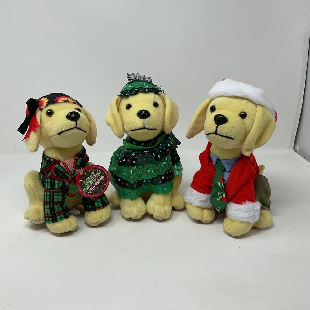 Raising Canes Christmas Vacation Plush Set Aunt Bethany Tree Santa 2022 Lot of 3